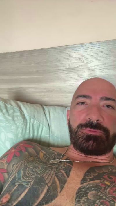 Preview photo of webcam model ilgiardiniere on Cam4