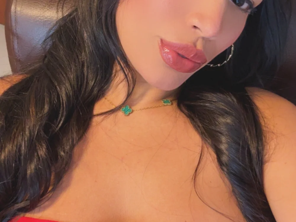 SQUIRTINGQUEEN11, cam model su Stripchat: foto