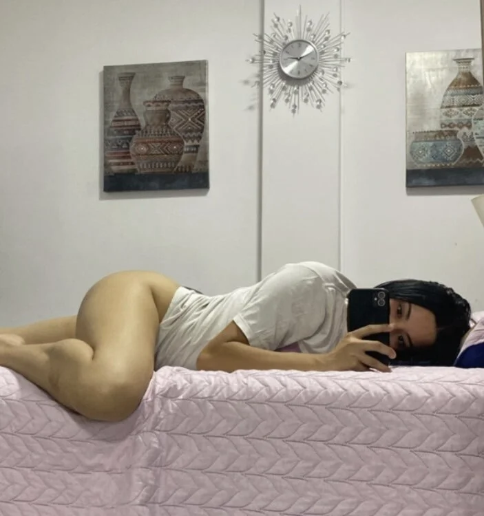 Lesly_Cute_, modelo webcam de Stripchat: fotos