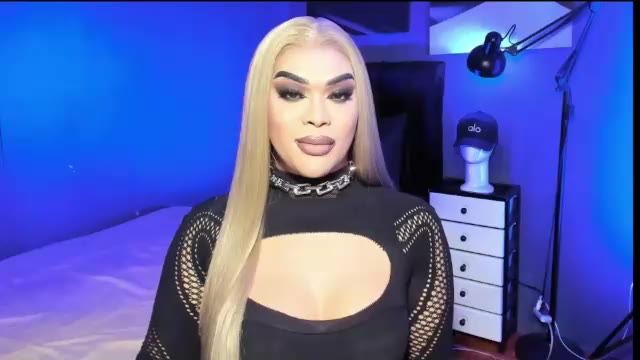suckablecockoffreya (Chaturbate): nuotraukos, profilis
