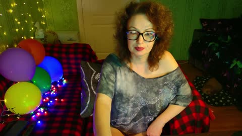meganiris (BongaCams): ảnh người mẫu webcam