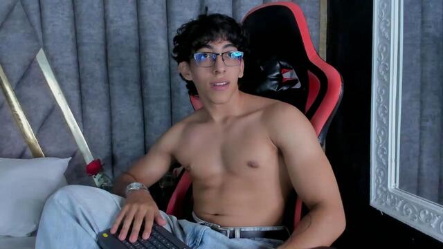 juliaan-ross (Flirt4Free): ảnh người mẫu webcam