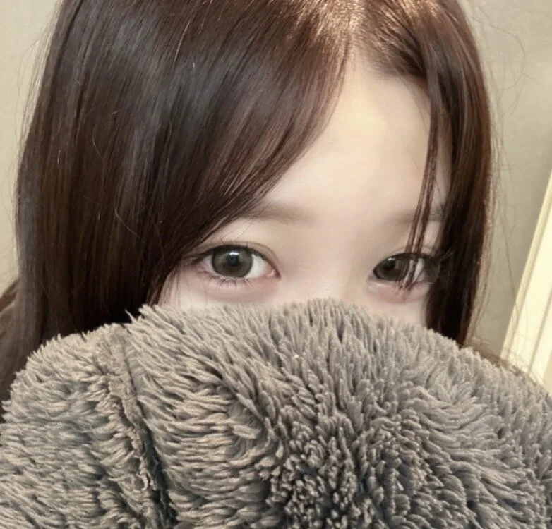 Preview photo of webcam model sara-a-jp on Stripchat