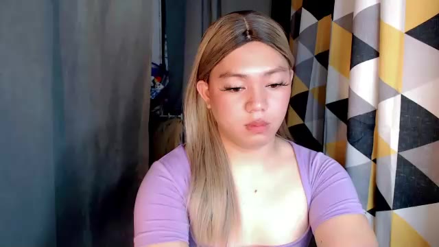 urasian_staceyxxx na Chaturbate: fotky a profil