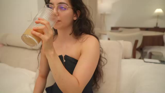 naughtysammx na Chaturbate: slike in profil