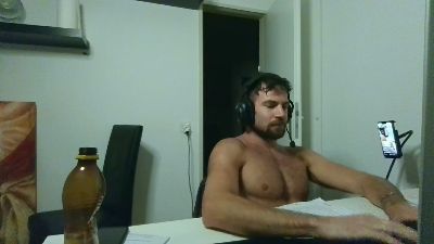 alpha_hunk, modèle webcam Cam4 : photos