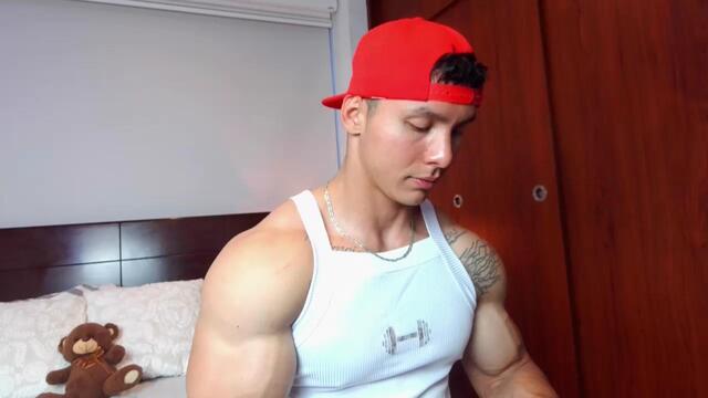 adamm-turner, webcammodel op Flirt4Free: foto's