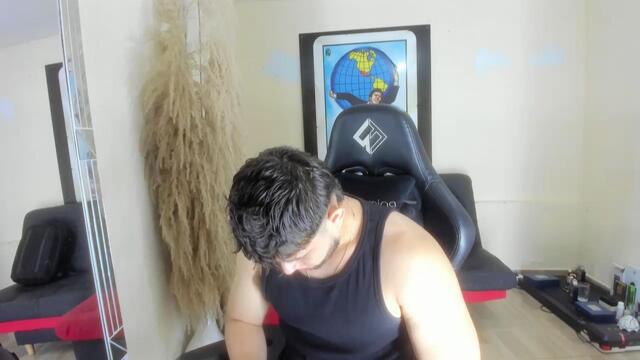 oliver-whitee di Flirt4Free: foto model webcam