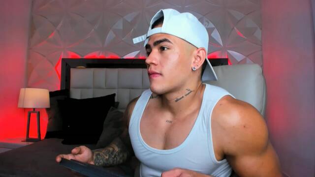 chris-ride, model webcam de Flirt4Free: fotos