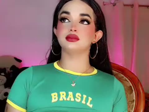 little-vale-: عارضة كاميرا ويب على BongaCams