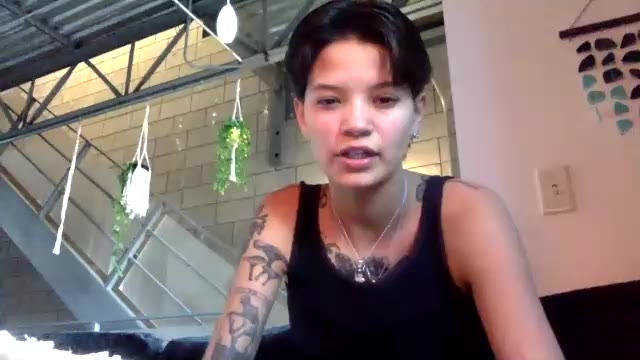 angelia01m na Chaturbate: fotky a profil
