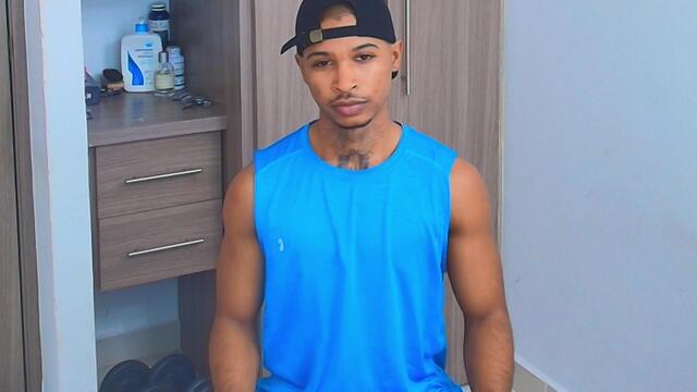 cassian-gold, webcammodel på Flirt4Free: fotos