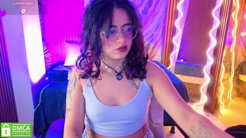 kristen-tay – BongaCams webkamerás modell