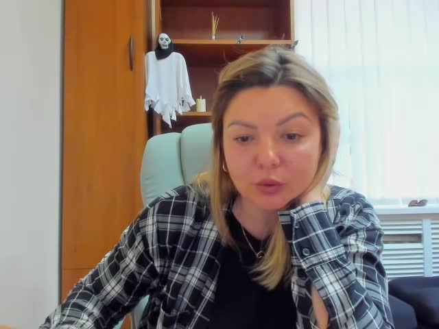 sunnystella, webcammodell på XloveCam: bilder