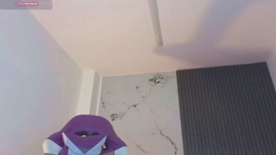 chloe_sagee, вебкам модел на Cam4: слике