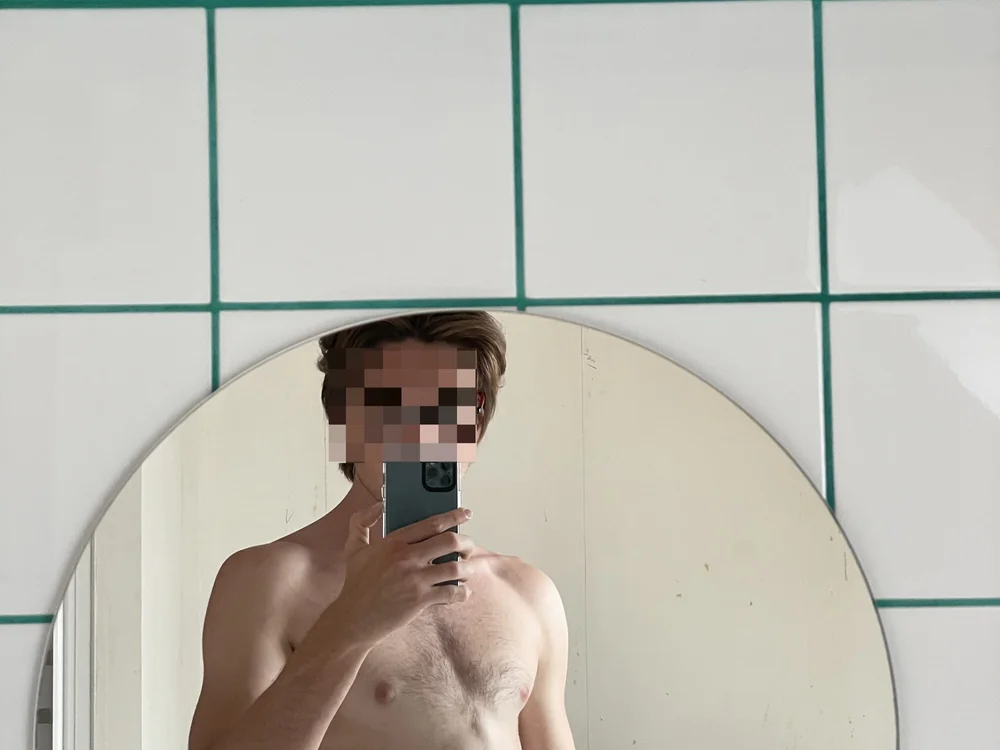 loregarss — Stripchat वेबकैम मॉडल: फ़ोटो