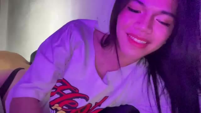 love_seren na Chaturbate: fotky a profil
