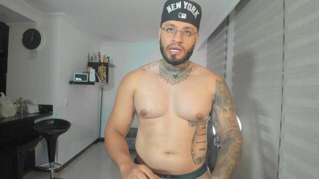 dereck-green (Flirt4Free): ảnh người mẫu webcam