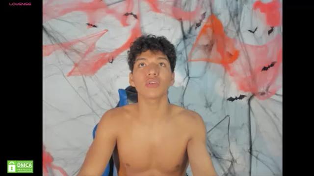 Preview photo of webcam model max_khalil on Cam4