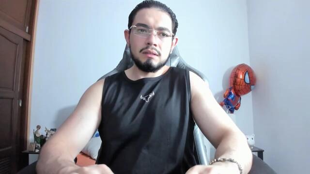 luigi-white – уебкам модел в Flirt4Free: снимки