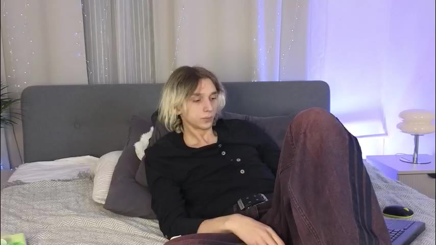 adamsoliver, вебкам модел на LiveJasmin: слике