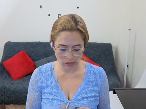 soyemilyhanks, modèle webcam BongaCams : photos