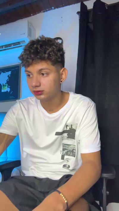 naughty_daniel – Cam4 modeli, fotoğraflar