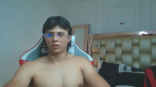 nick-finne — Flirt4Free वेबकैम मॉडल: फ़ोटो