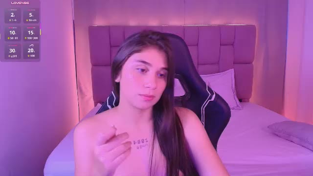 ariana_lanee (Chaturbate): foto un profils