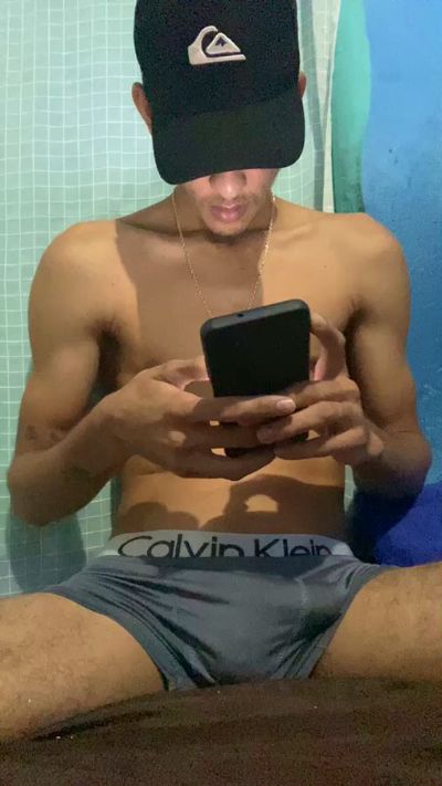 Preview photo of webcam model dotadonovin19cm on Cam4