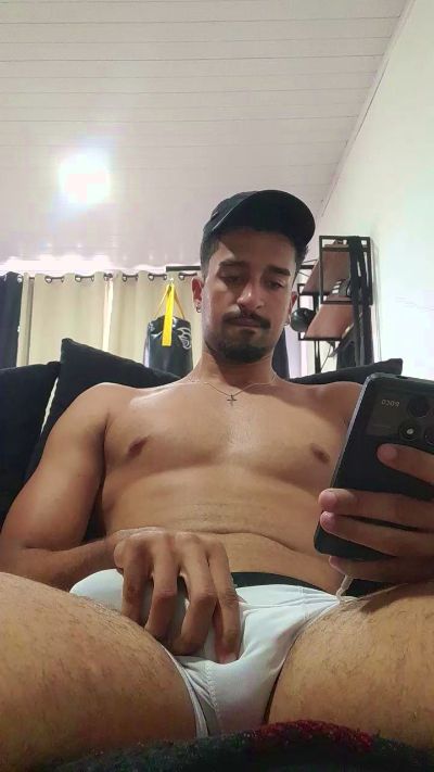rodrigobr, вебкам модел на Cam4: слике