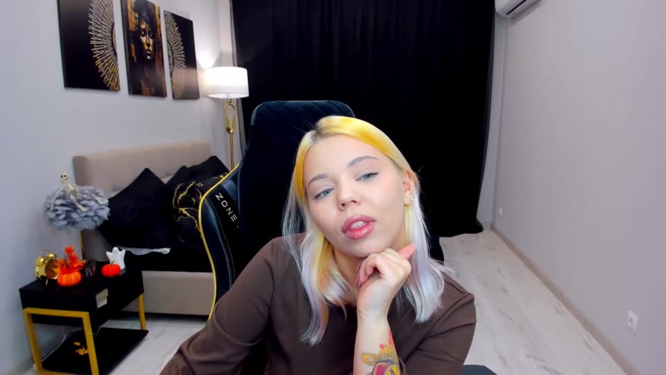 energyburnny — XloveCam वेबकैम मॉडल: फ़ोटो
