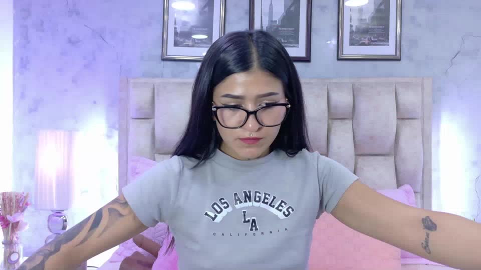luciadelavega, webcam-malli (XloveCam): kuvat