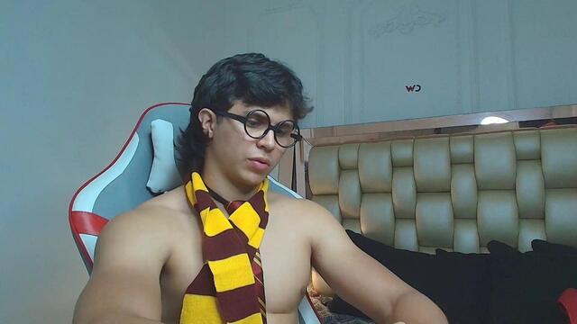 nick-finne: عارضة كاميرا ويب على Flirt4Free