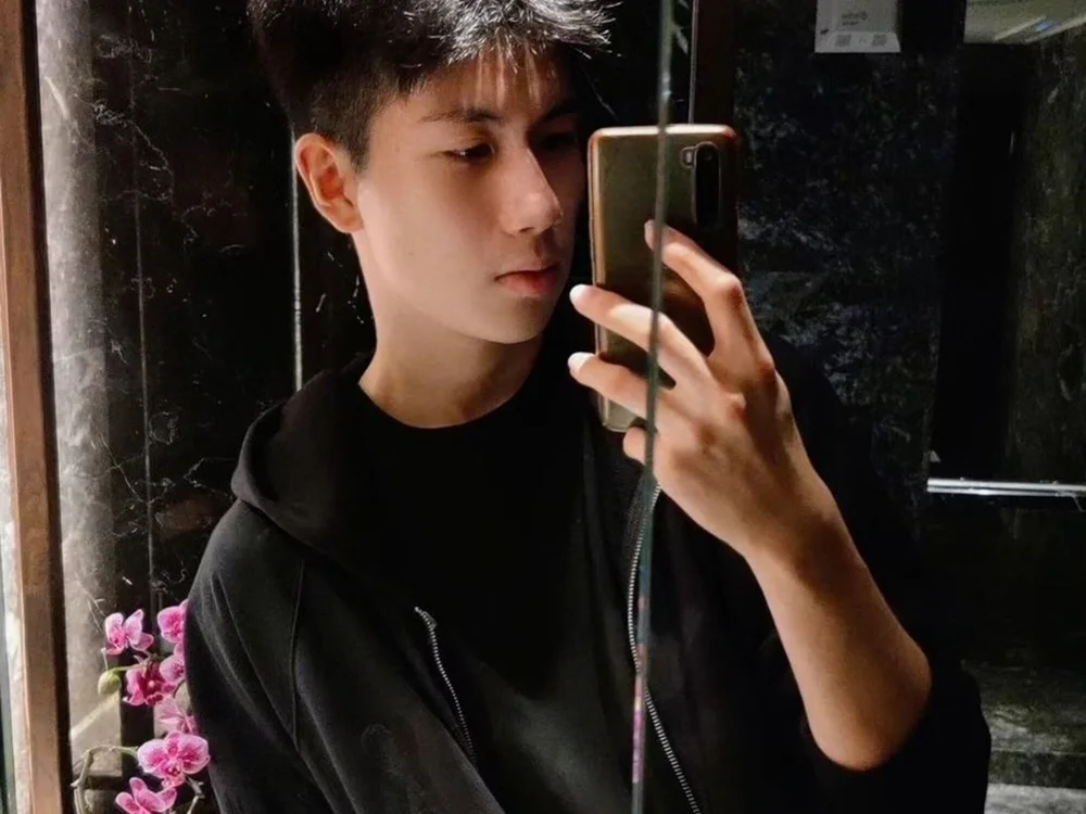 alextang2005 (Stripchat): ảnh người mẫu webcam