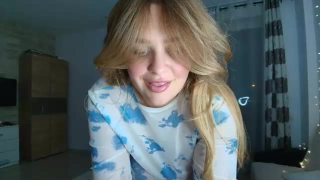 carolinelion, μοντέλο webcam στο Chaturbate
