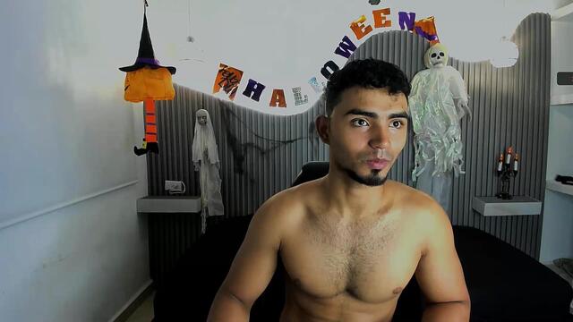 liian-brown — Flirt4Free वेबकैम मॉडल: फ़ोटो
