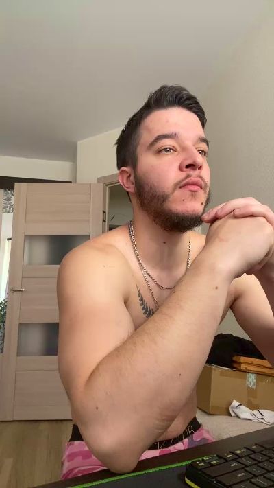 bravo_maestro ב-Cam4: תמונות ופרופיל