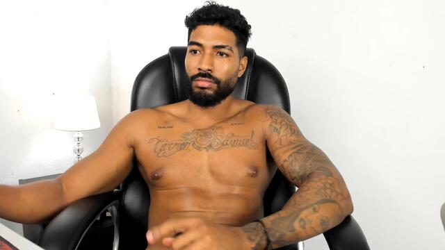 xander-strongs – Webcam-Modell auf Flirt4Free