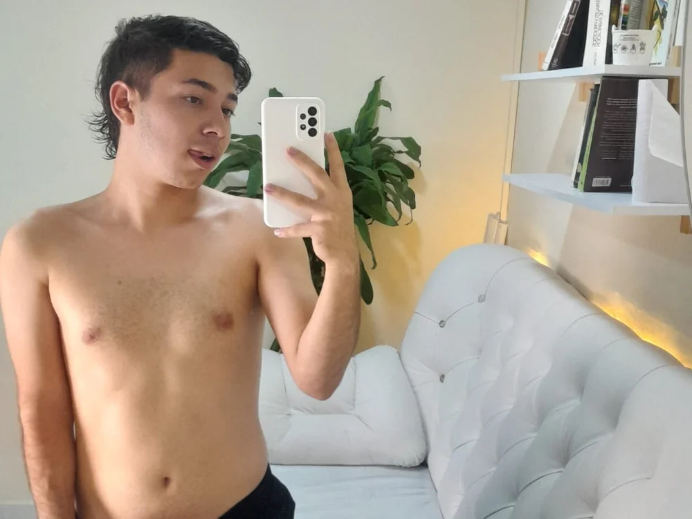 Julian_Smith21, webcam model na Stripchat: slike