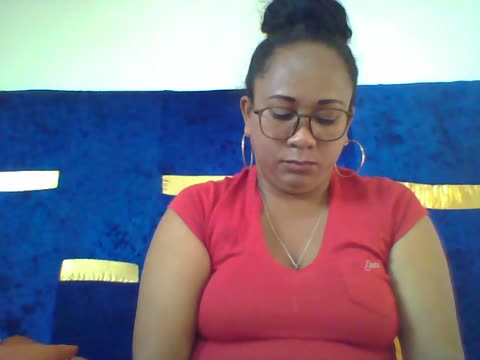 myrahsexy, modelo webcam do BongaCams: fotos