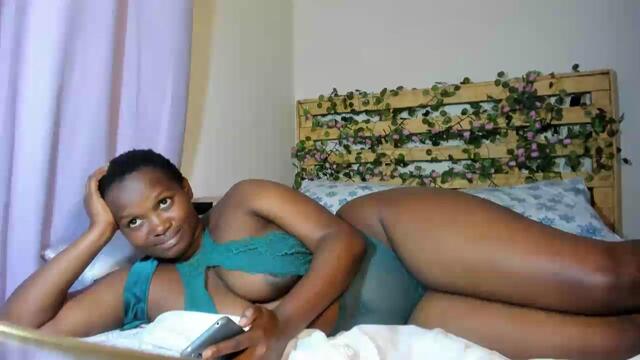 pricilla-willz, modelo webcam de Flirt4Free: fotos