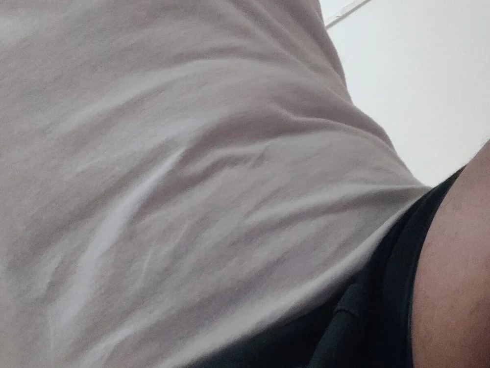 Banu_boobslover — Stripchatのライブ配信モデル：写真・プロフィール