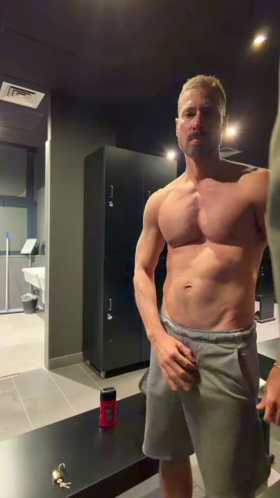 scl3dh41r1 — Cam4 वेबकैम मॉडल: फ़ोटो