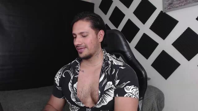 aaron-stark në Flirt4Free: foto dhe profili