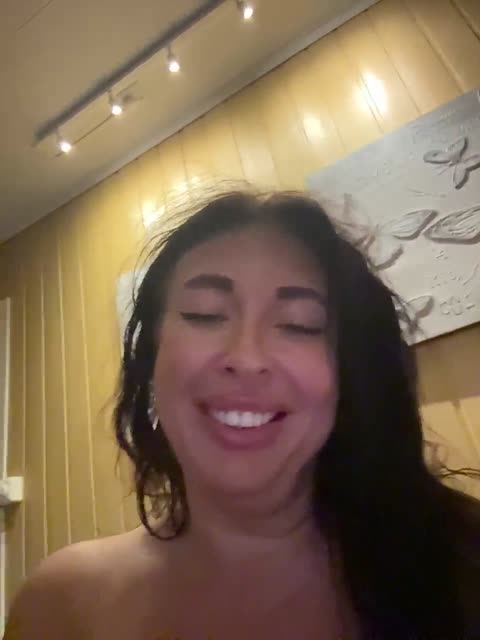 lename — BongaCams: ფოტოები და პროფილი