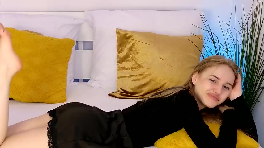 emilymontclaire di LiveJasmin: foto model webcam