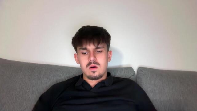 charlton-lee – Webcam-Modell auf Flirt4Free