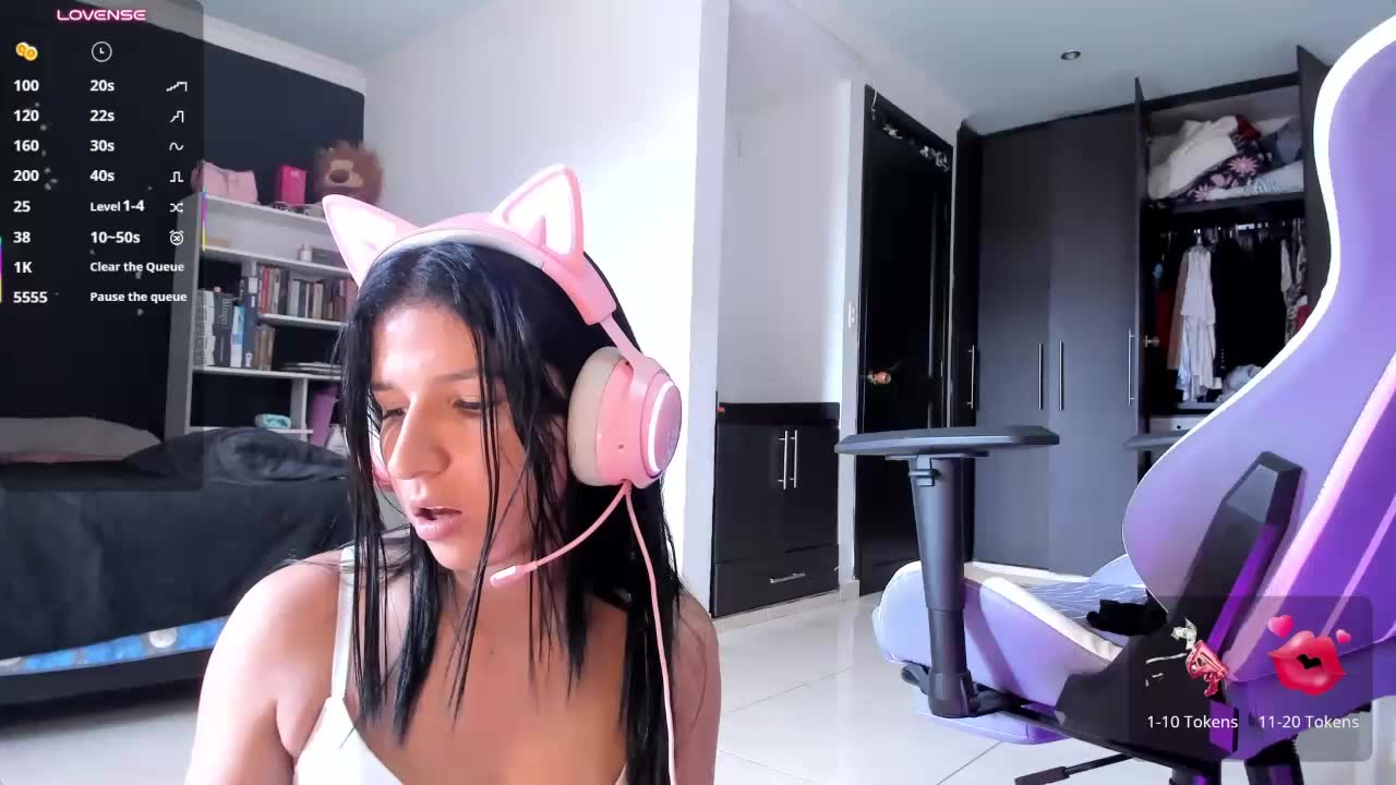 lunatikaaa në XloveCam: foto dhe profili
