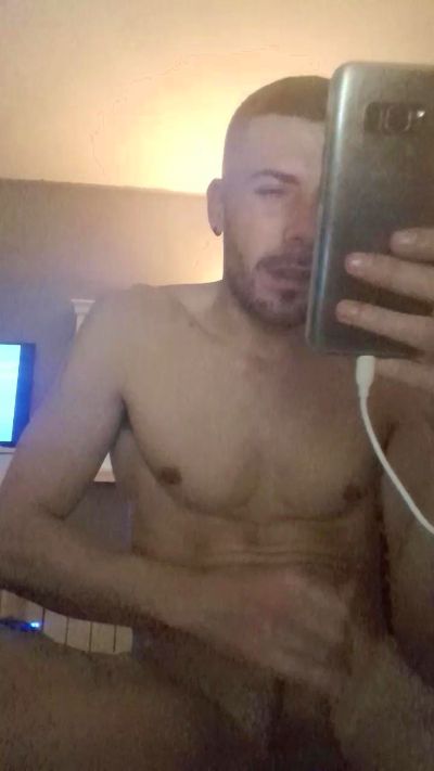 Preview photo of webcam model cachondete3337 on Cam4